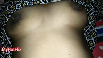 સેક્સી ભાભ...