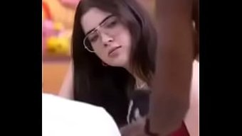આ હોટ રિયા...